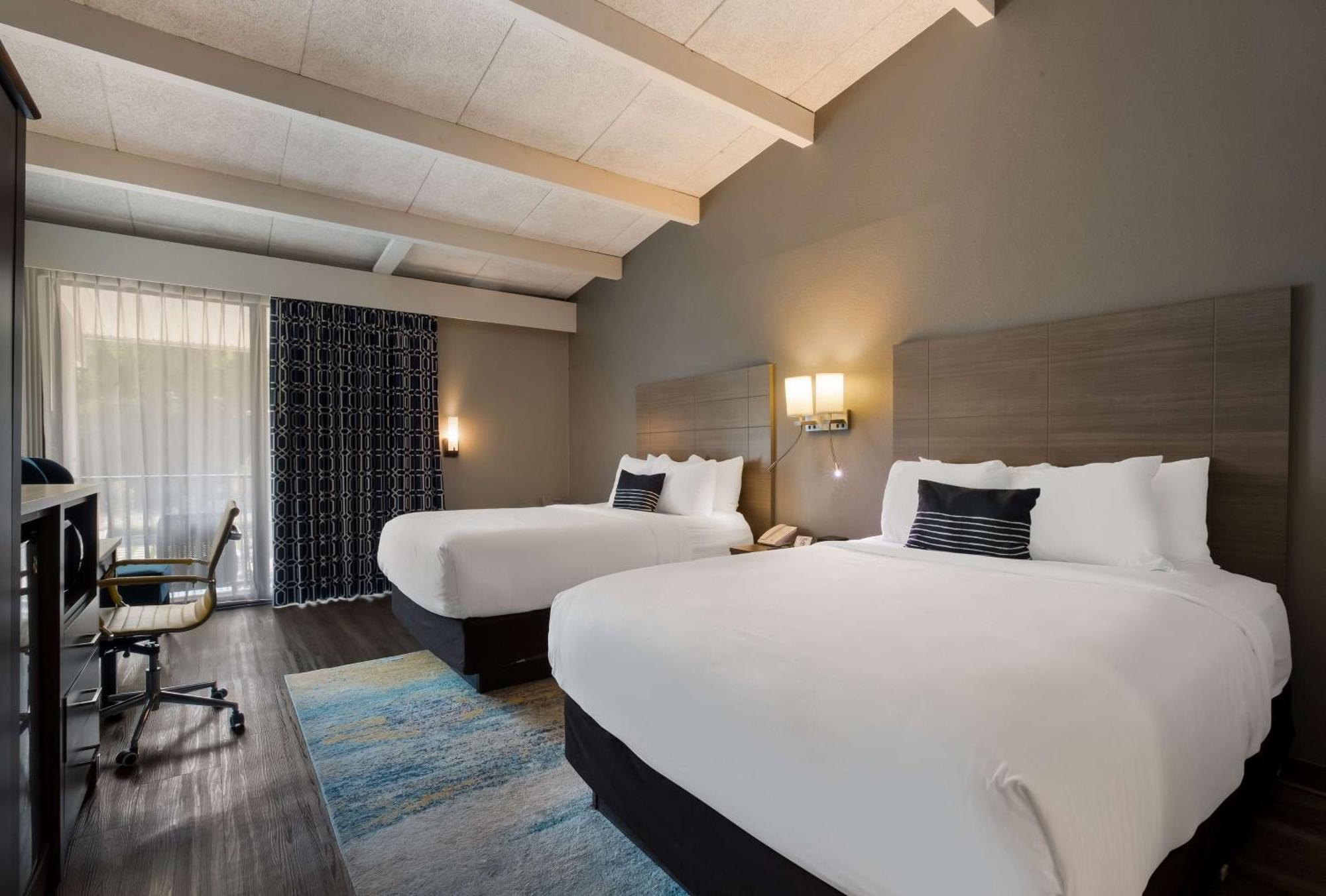 The Hub Middletown Red Bank- Best Western Signature Collection Екстер'єр фото